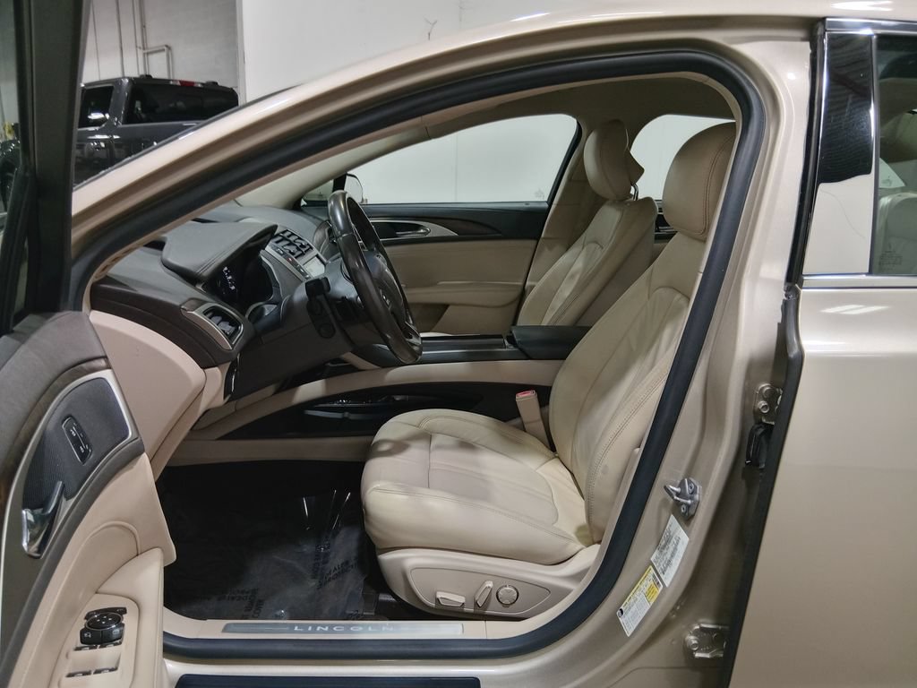 Used 2017 Lincoln MKZ Select w/ Select Plus Package FWD image 15