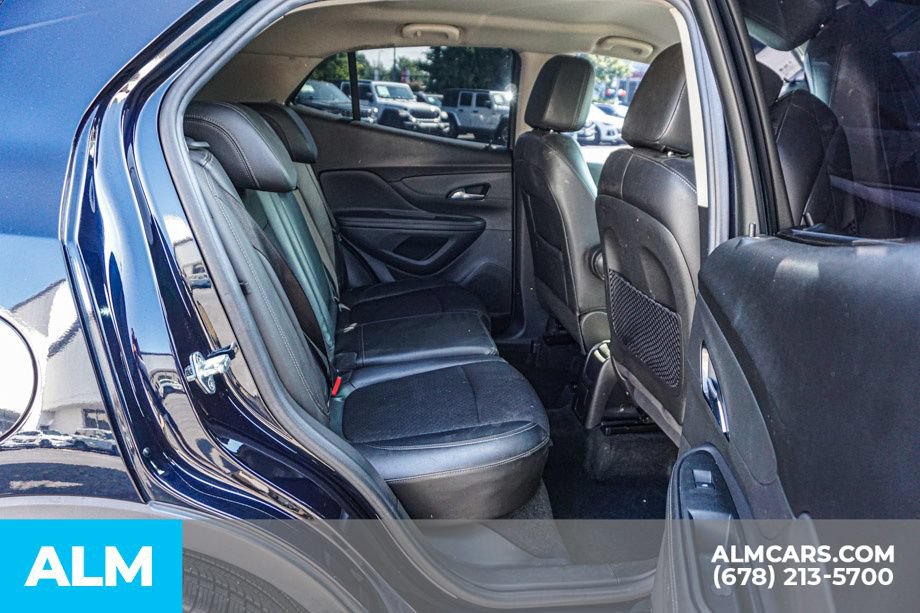 Used 2021 Buick Encore Preferred AWD/4WD image 21