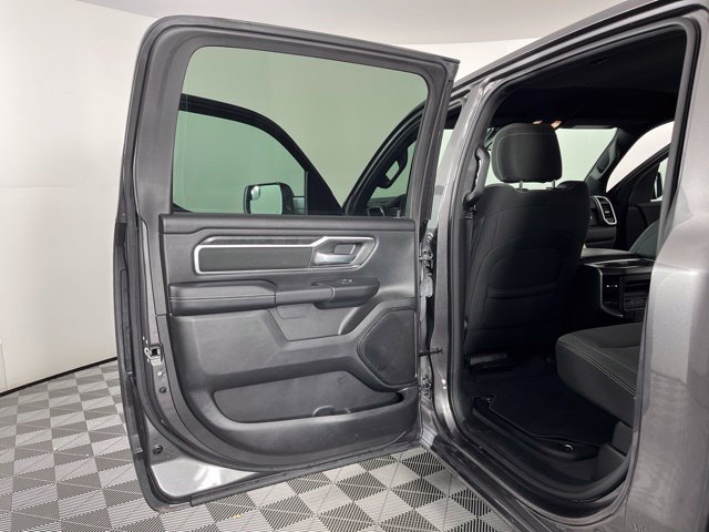 Used 2023 RAM 1500 Big Horn AWD/4WD image 46