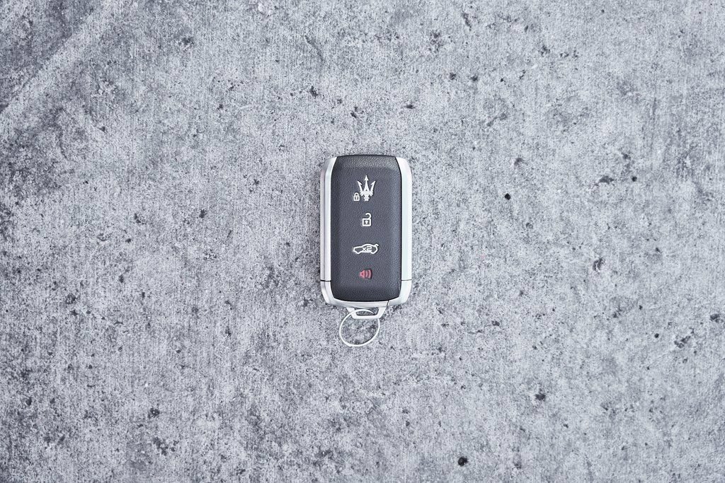 Used 2023 Maserati MC20 Coupe RWD image 74