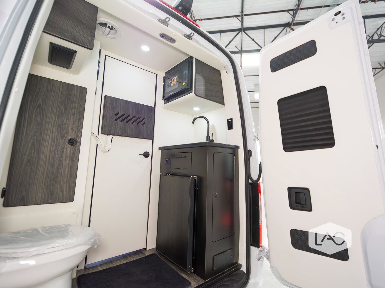 Used 2026 Mercedes-Benz Sprinter 3500 image 17