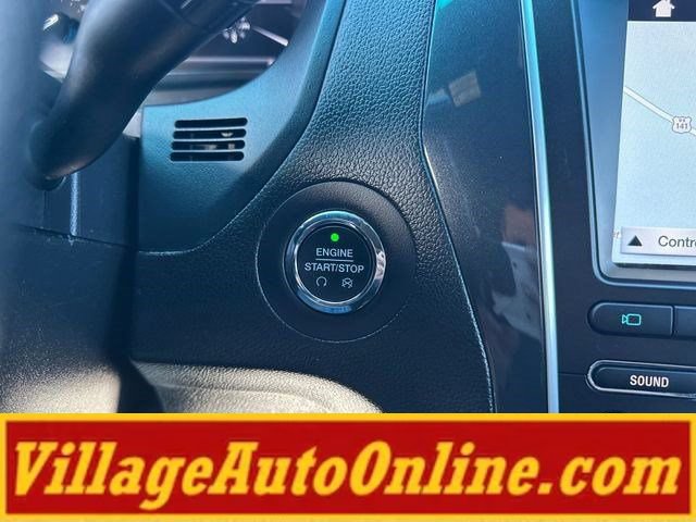 Used 2017 Ford Explorer Limited w/ Equipment Group 301A AWD/4WD image 30