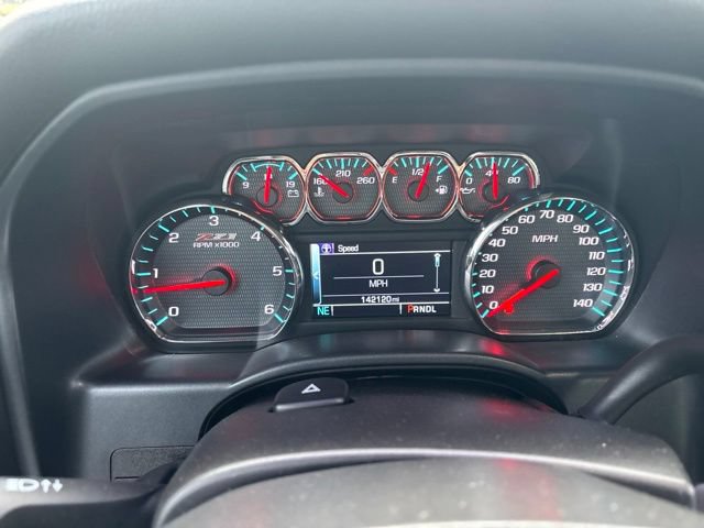 Used 2018 Chevrolet Silverado 1500 LT w/ All Star Edition AWD/4WD image 26