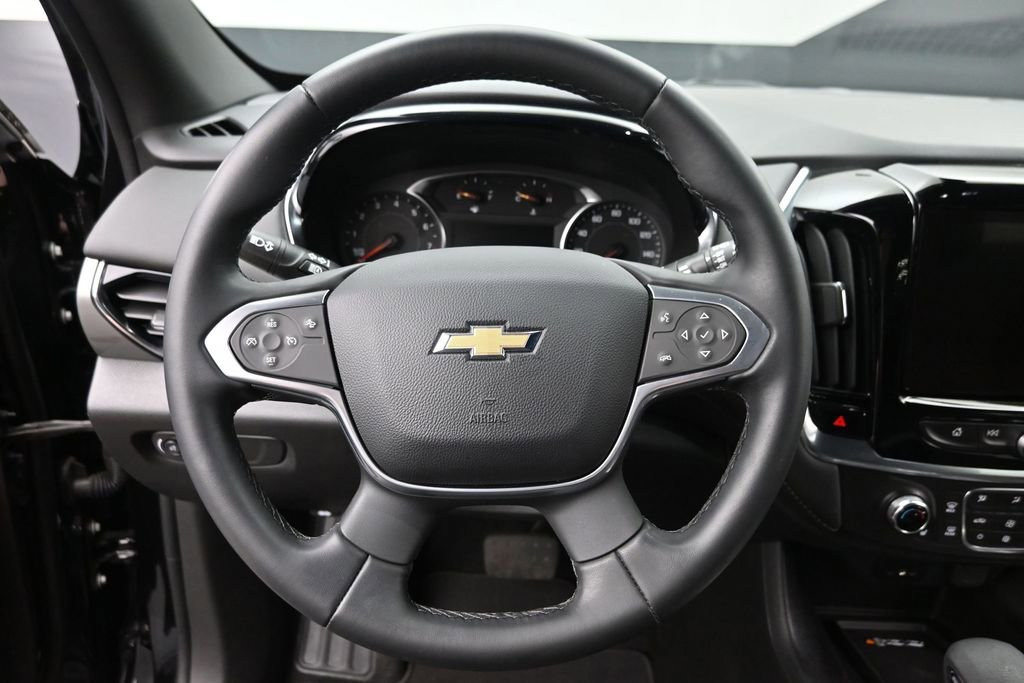 Used 2023 Chevrolet Traverse LT AWD/4WD image 15