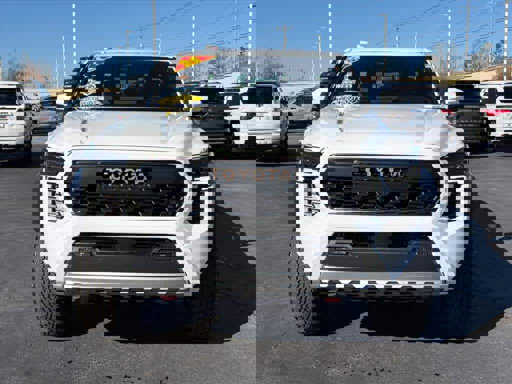 Used 2025 Toyota Tacoma Trailhunter Hybrid image 24