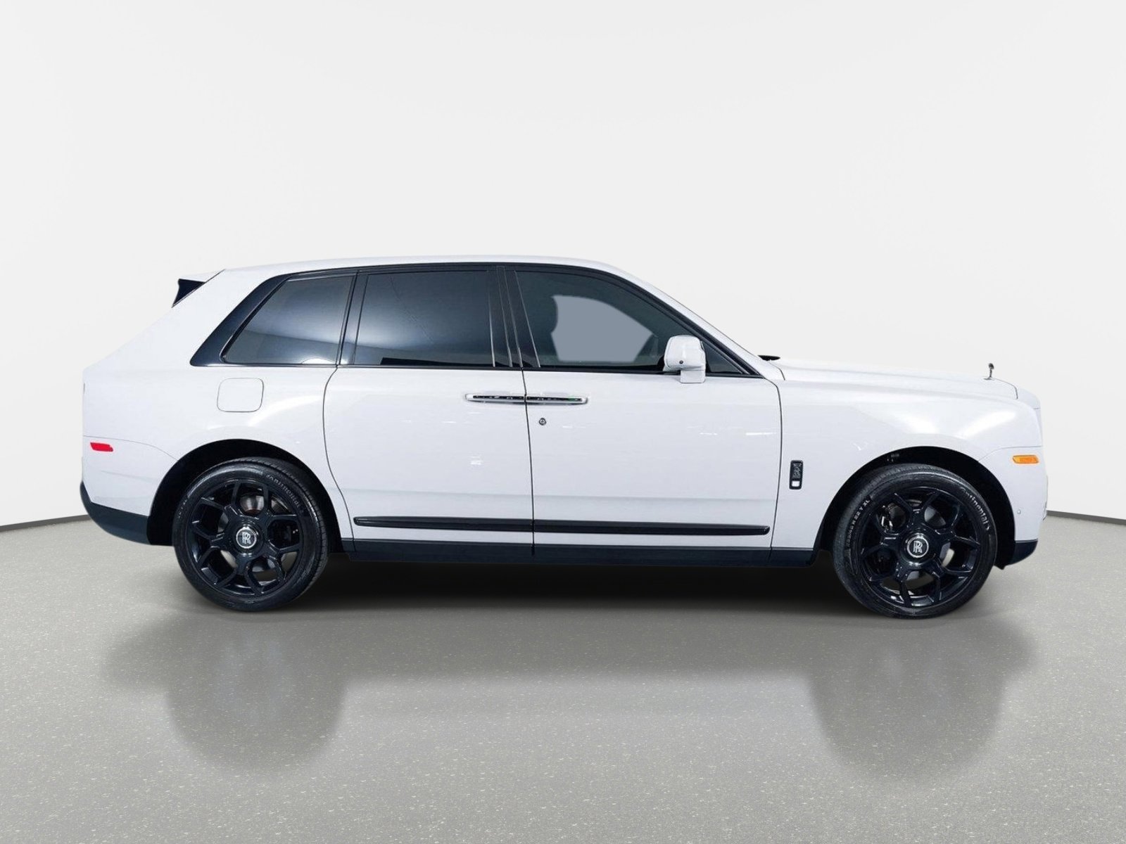 Used 2024 Rolls-Royce Cullinan Black Badge AWD/4WD image 6