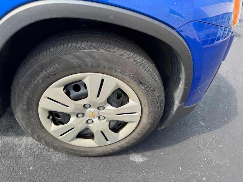 Used 2015 Chevrolet Trax LS FWD image 5