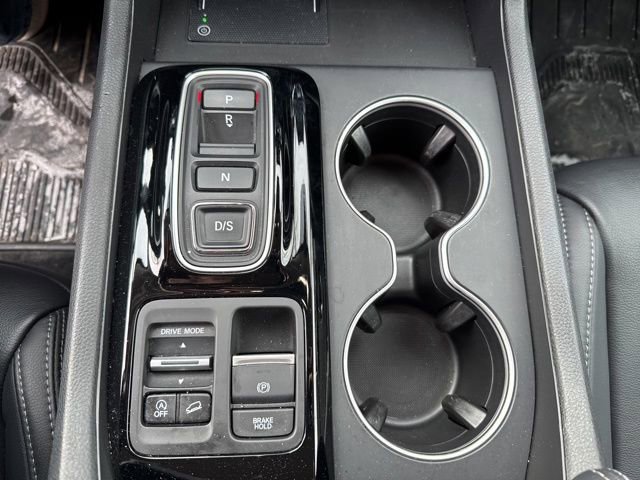 Certified 2025 Honda Pilot Touring image 32