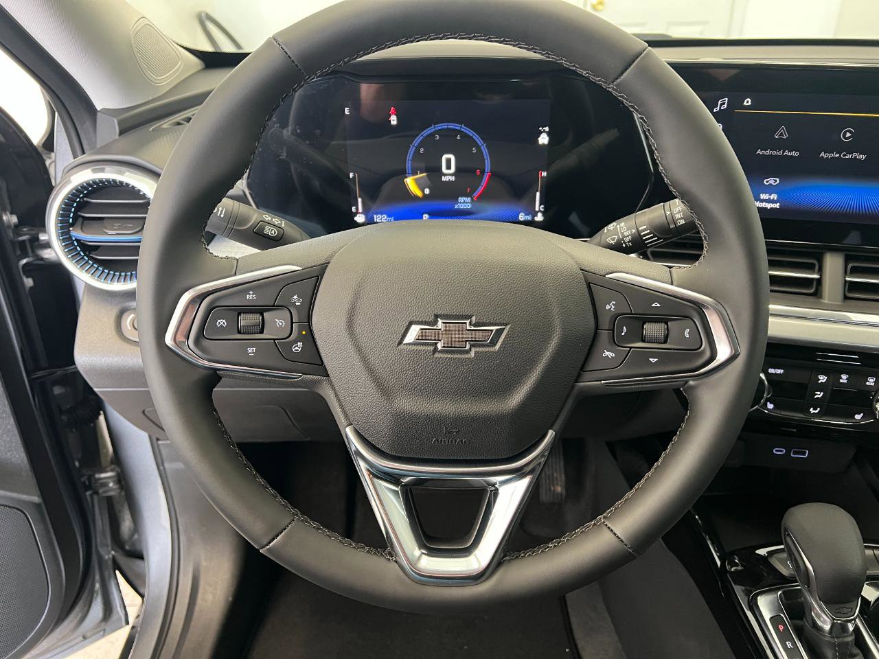 New 2026 Chevrolet Trax LT w/ Driver Confidence Package FWD image 40