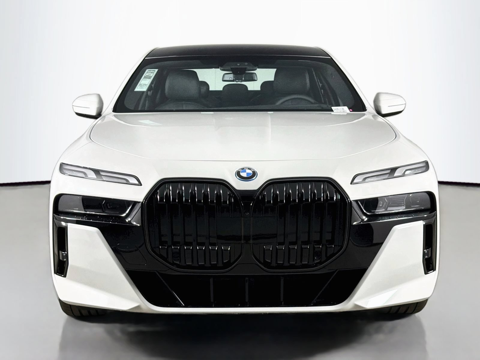 New 2026 BMW i7 eDrive50 w/ M Sport Package RWD image 2
