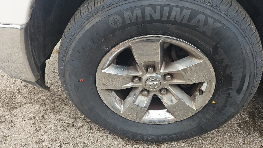 Used 2019 RAM 1500 Classic SLT RWD image 7