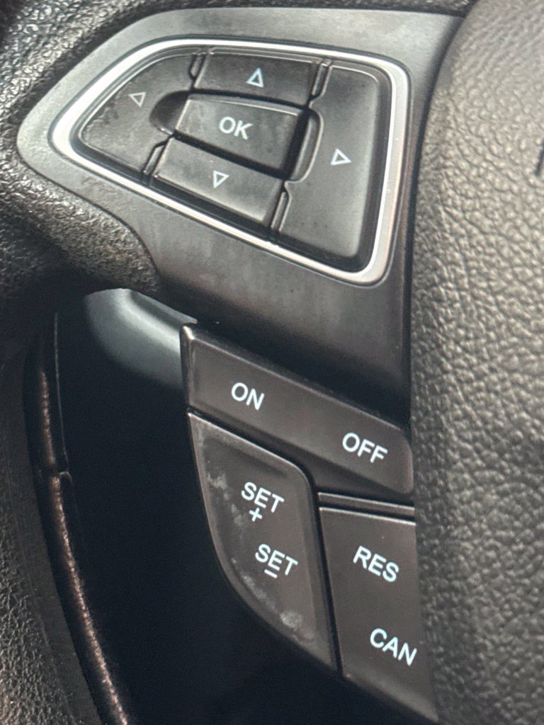 Used 2019 Ford Escape SE FWD image 20