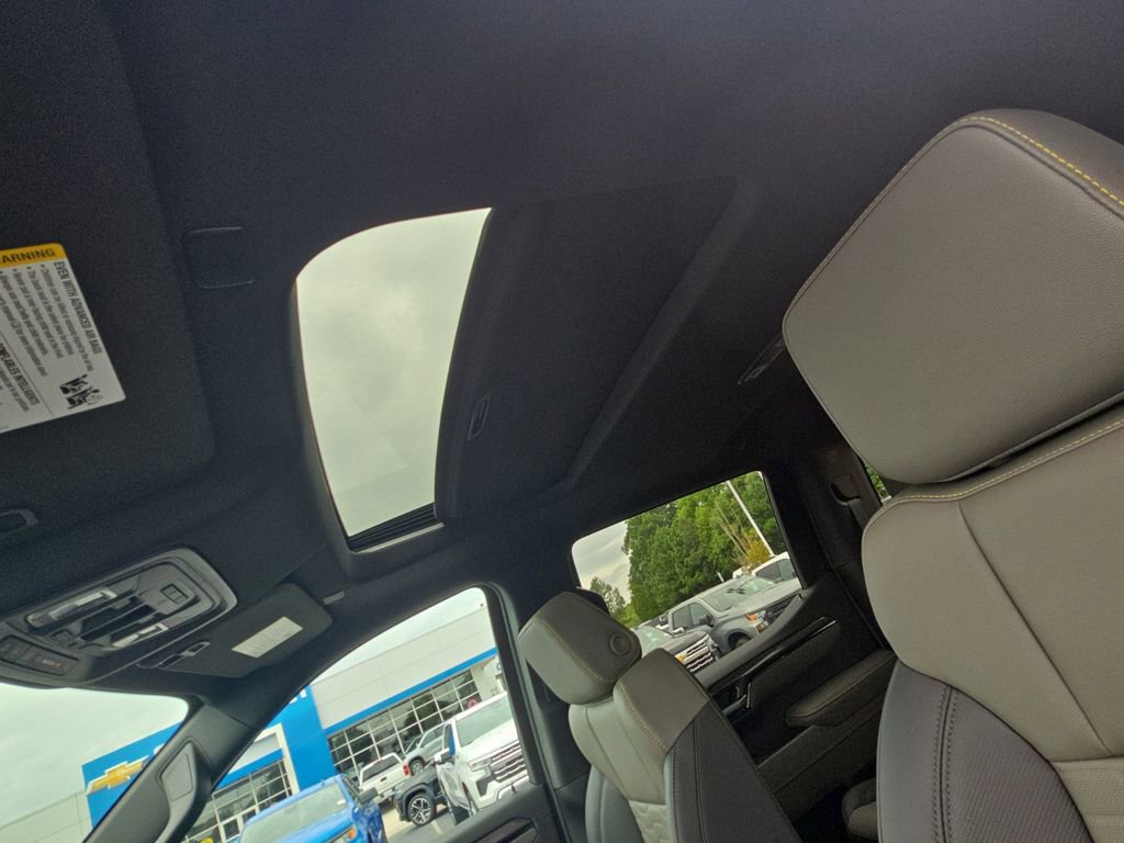 New 2025 Chevrolet Silverado 1500 ZR2 w/ Technology Package image 26