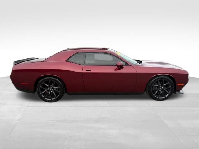 Used 2020 Dodge Challenger R/T w/ Blacktop Package image 8