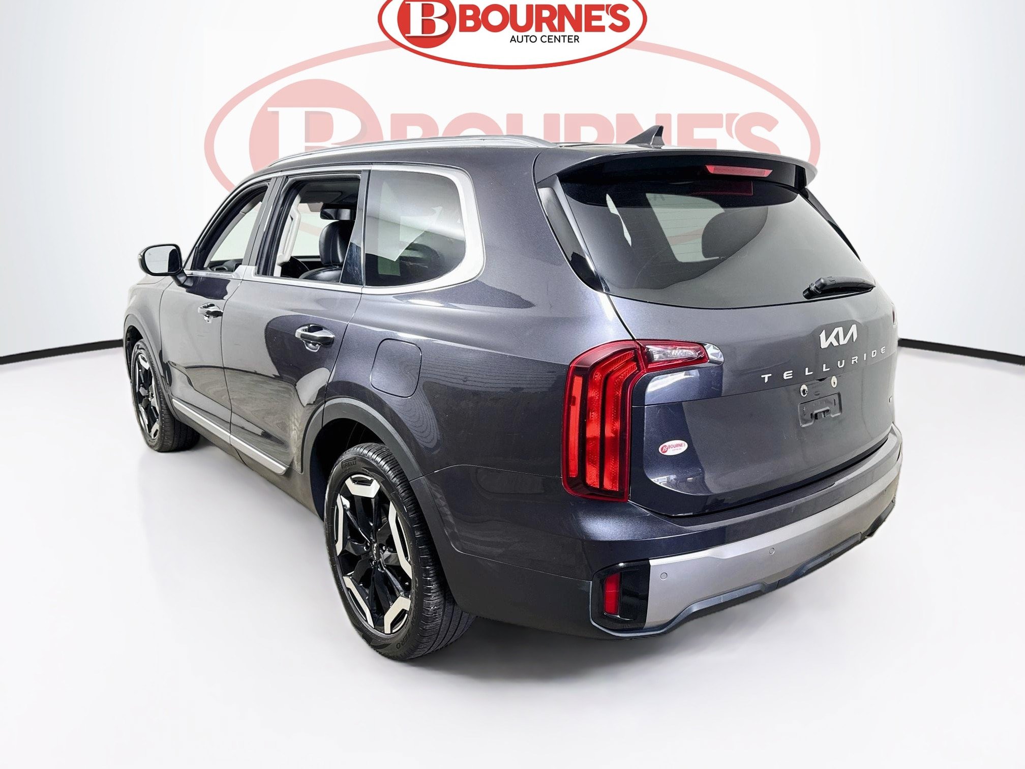 Used 2025 Kia Telluride S AWD/4WD image 9