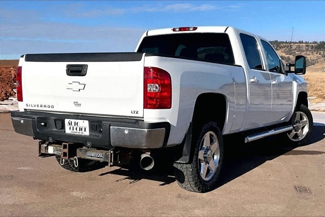 Used 2013 Chevrolet Silverado 3500 LTZ w/ LTZ Plus Package image 5