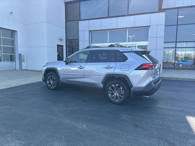 Used 2023 Toyota RAV4 XLE Premium AWD/4WD image 3