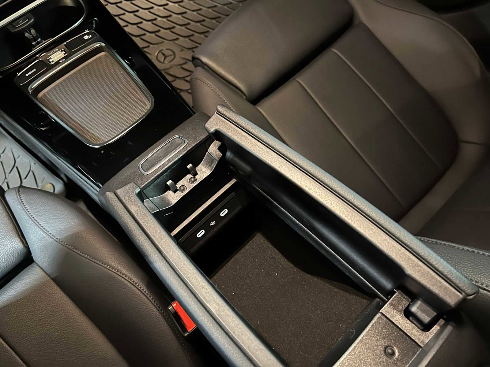 Used 2026 Mercedes-Benz CLA 250 4MATIC image 28