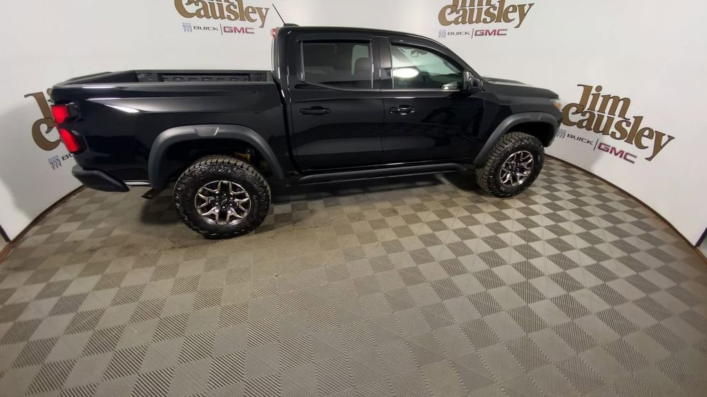 Certified 2024 Chevrolet Colorado ZR2 w/ Technology Package AWD/4WD image 9