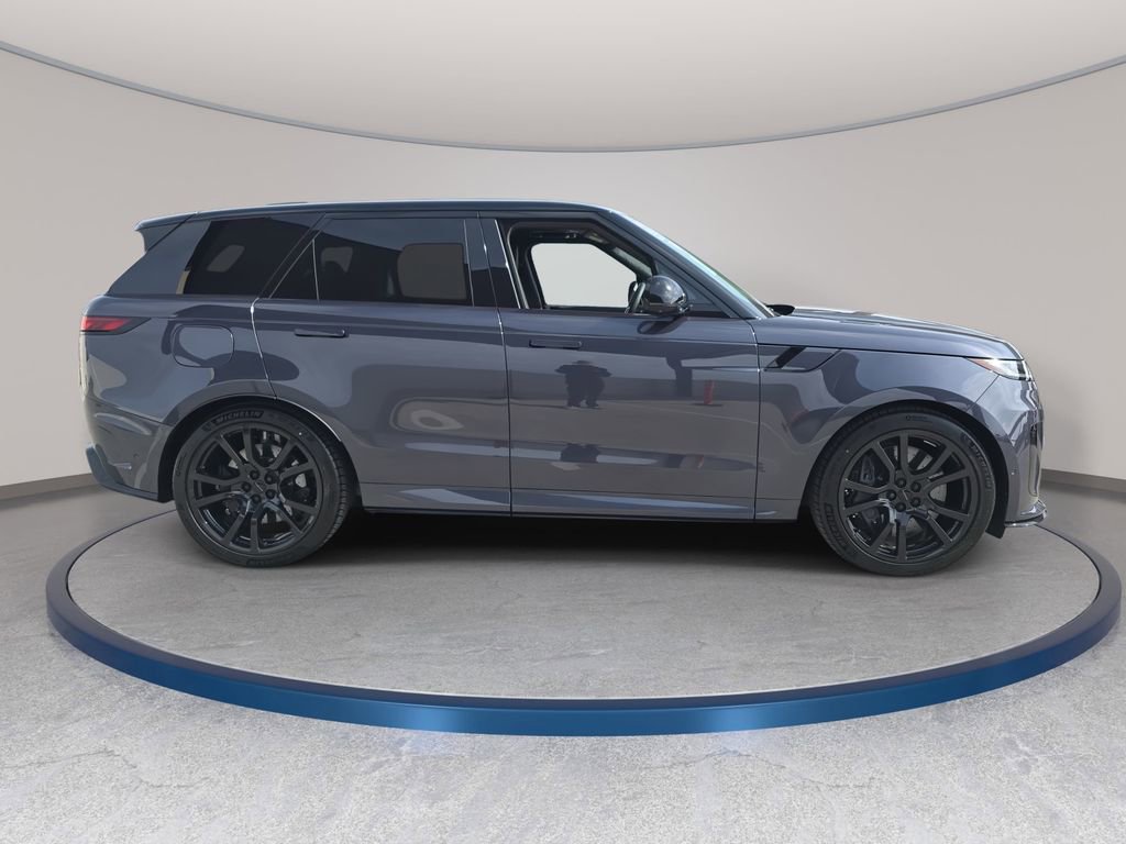 New 2026 Land Rover Range Rover Sport SV image 4