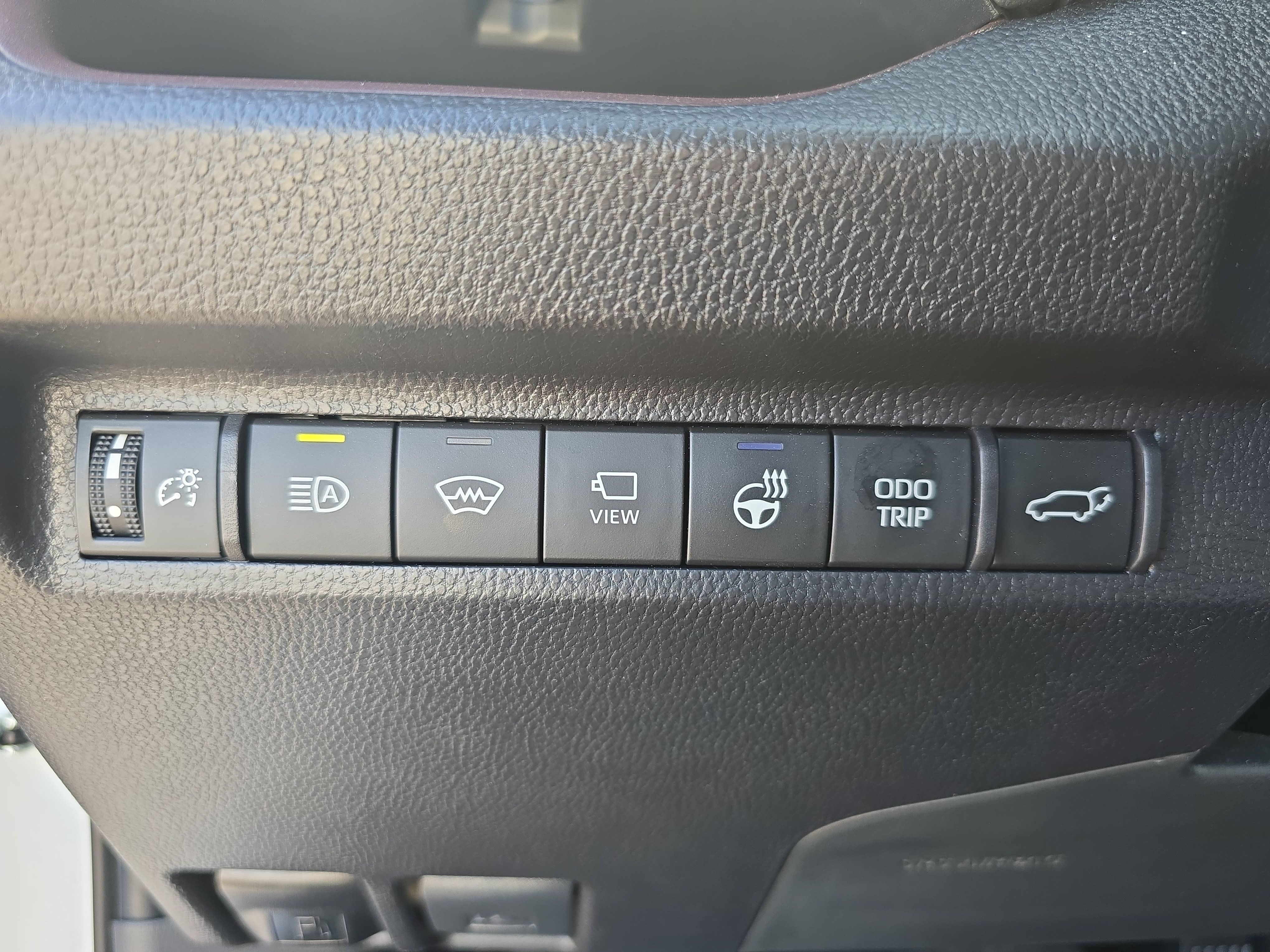 Used 2025 Toyota RAV4 Limited w/ Advanced Technology Package image 27