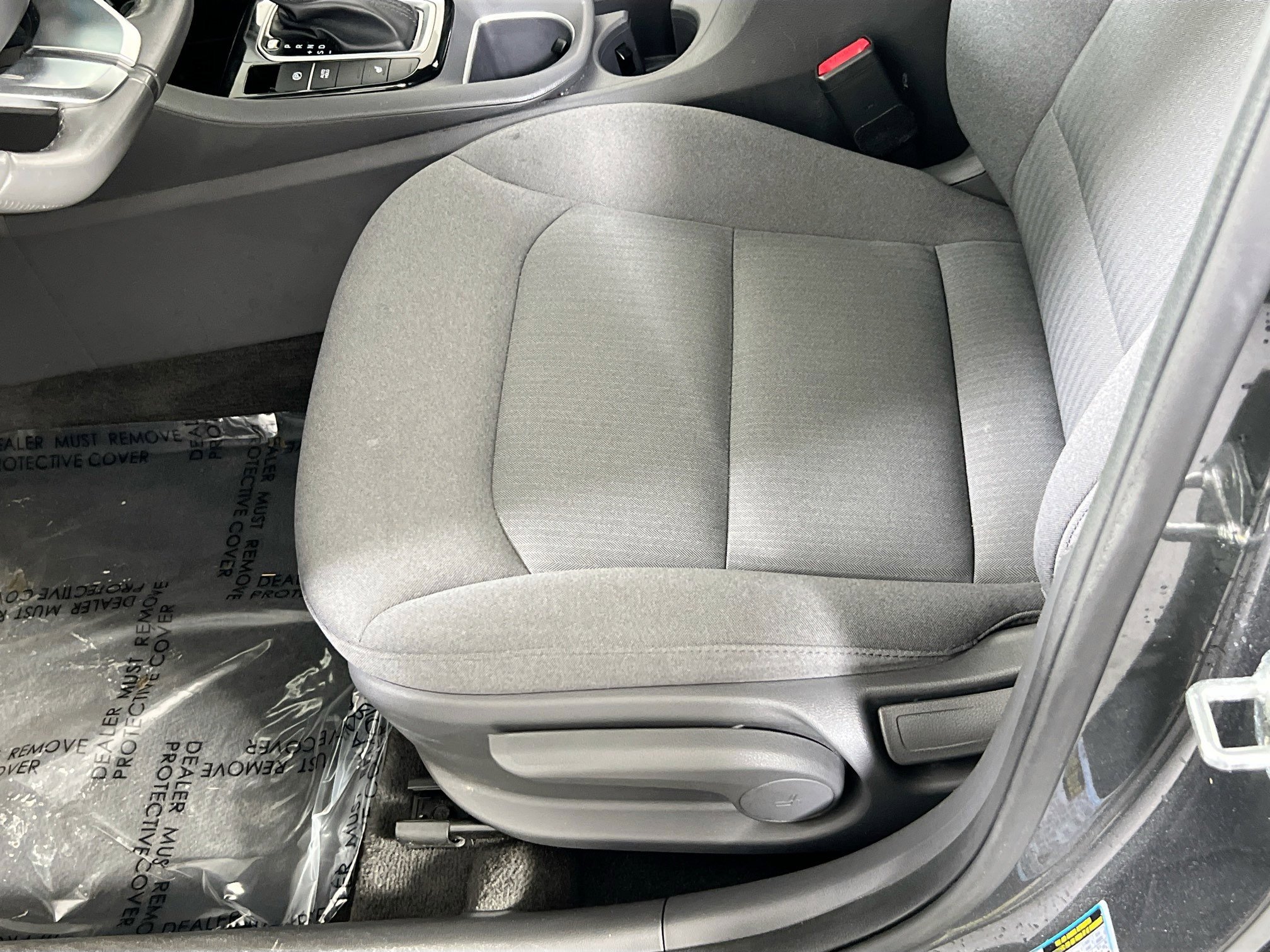 Used 2022 Hyundai Ioniq SE FWD image 18