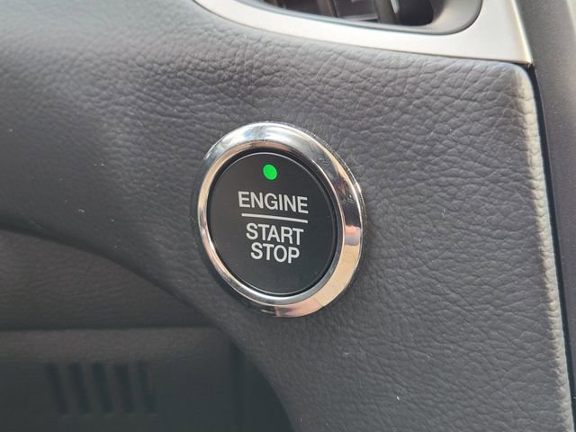 Used 2024 Ford Edge SE w/ Black Appearance Package image 22