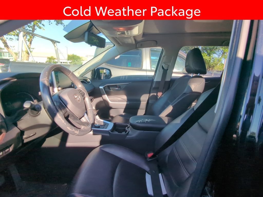 Used 2019 Toyota RAV4 Limited w/ Advanced Technology Package AWD/4WD image 6