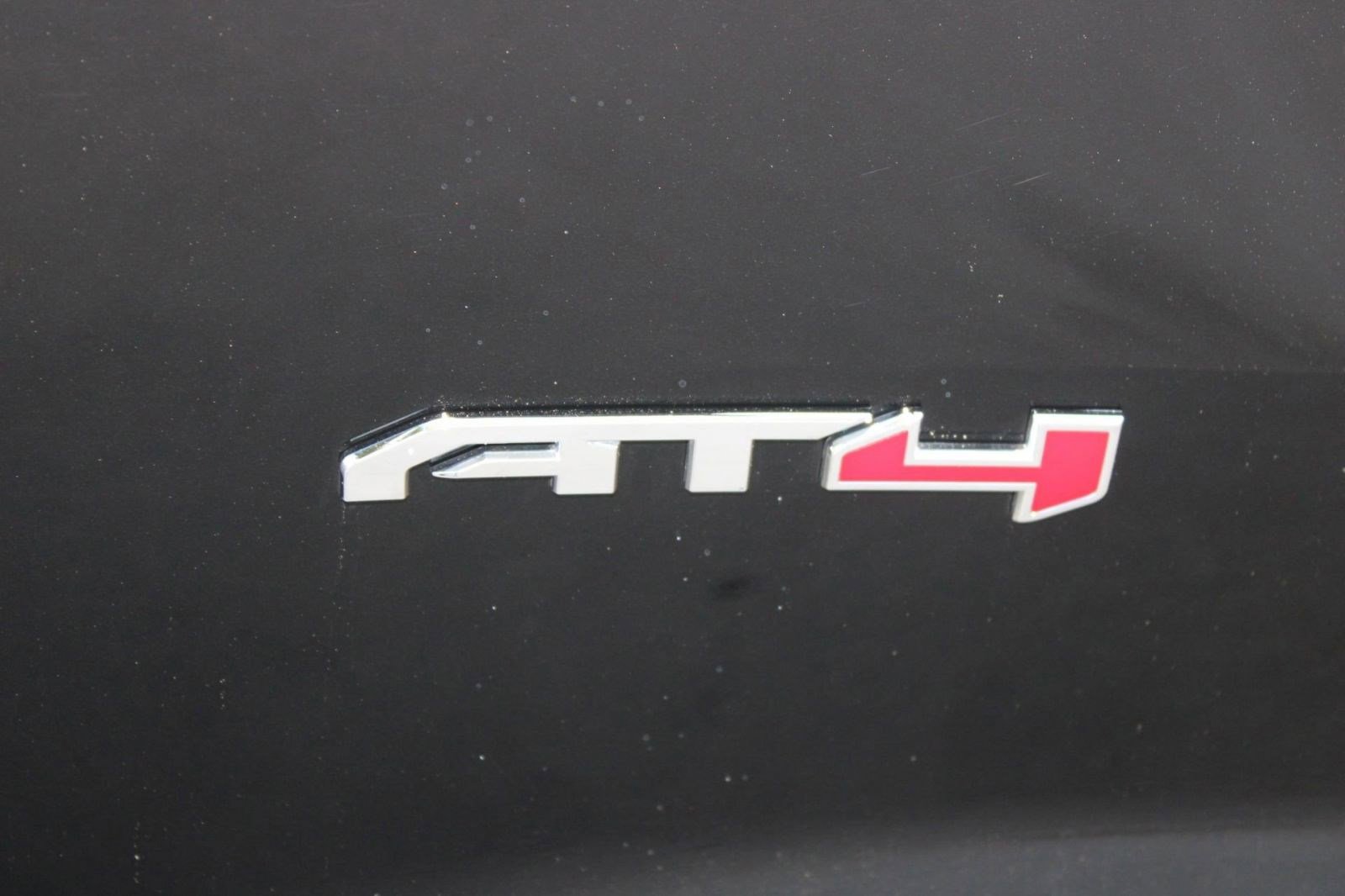 Used 2026 GMC Acadia AT4 image 20