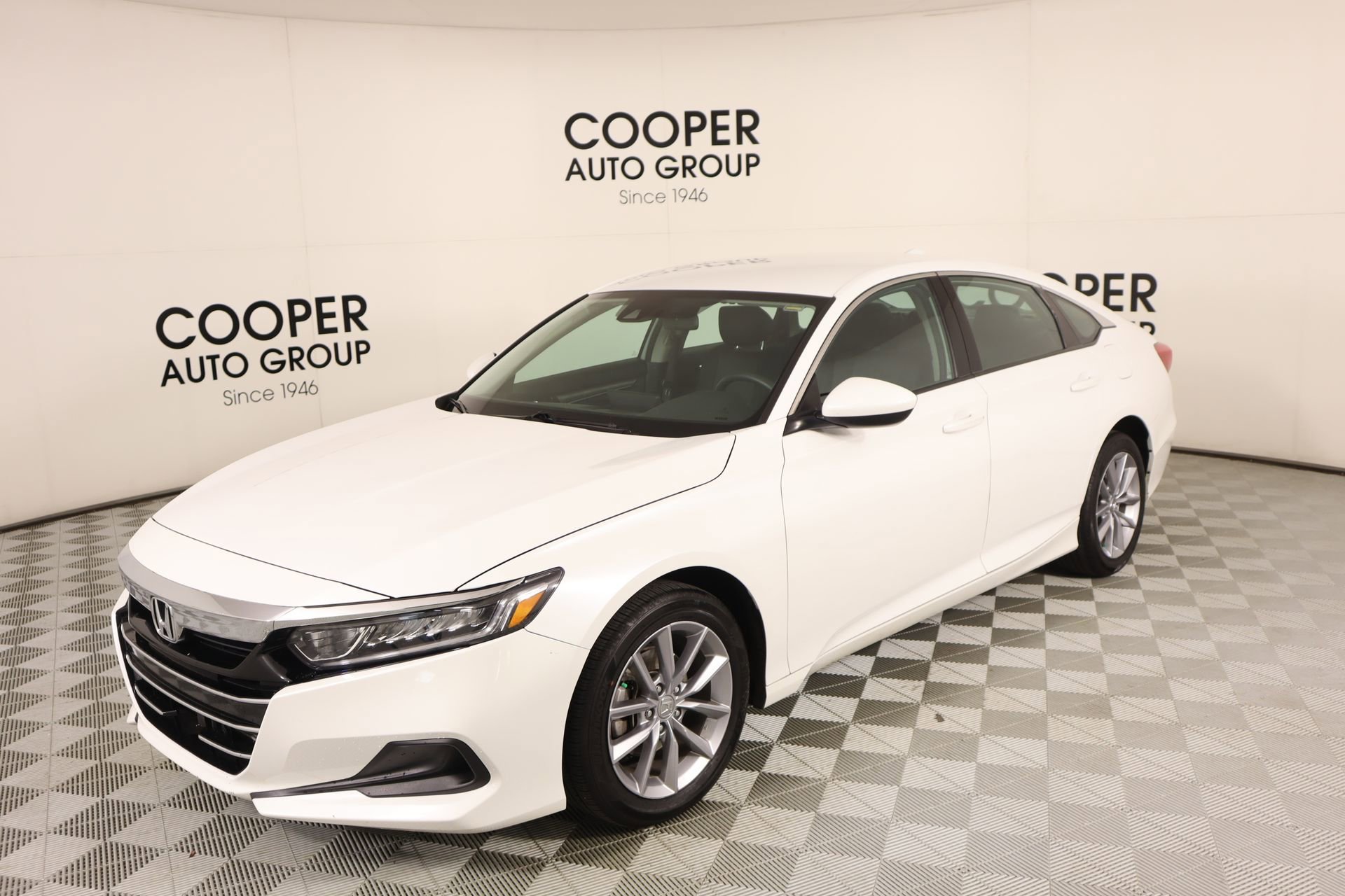 Used 2022 Honda Accord LX image 9