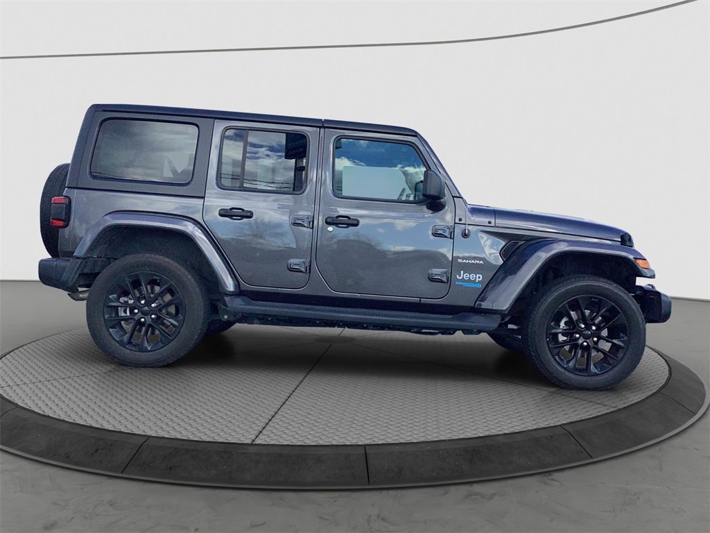 Used 2021 Jeep Wrangler Unlimited Sahara w/ Cold Weather Group image 8
