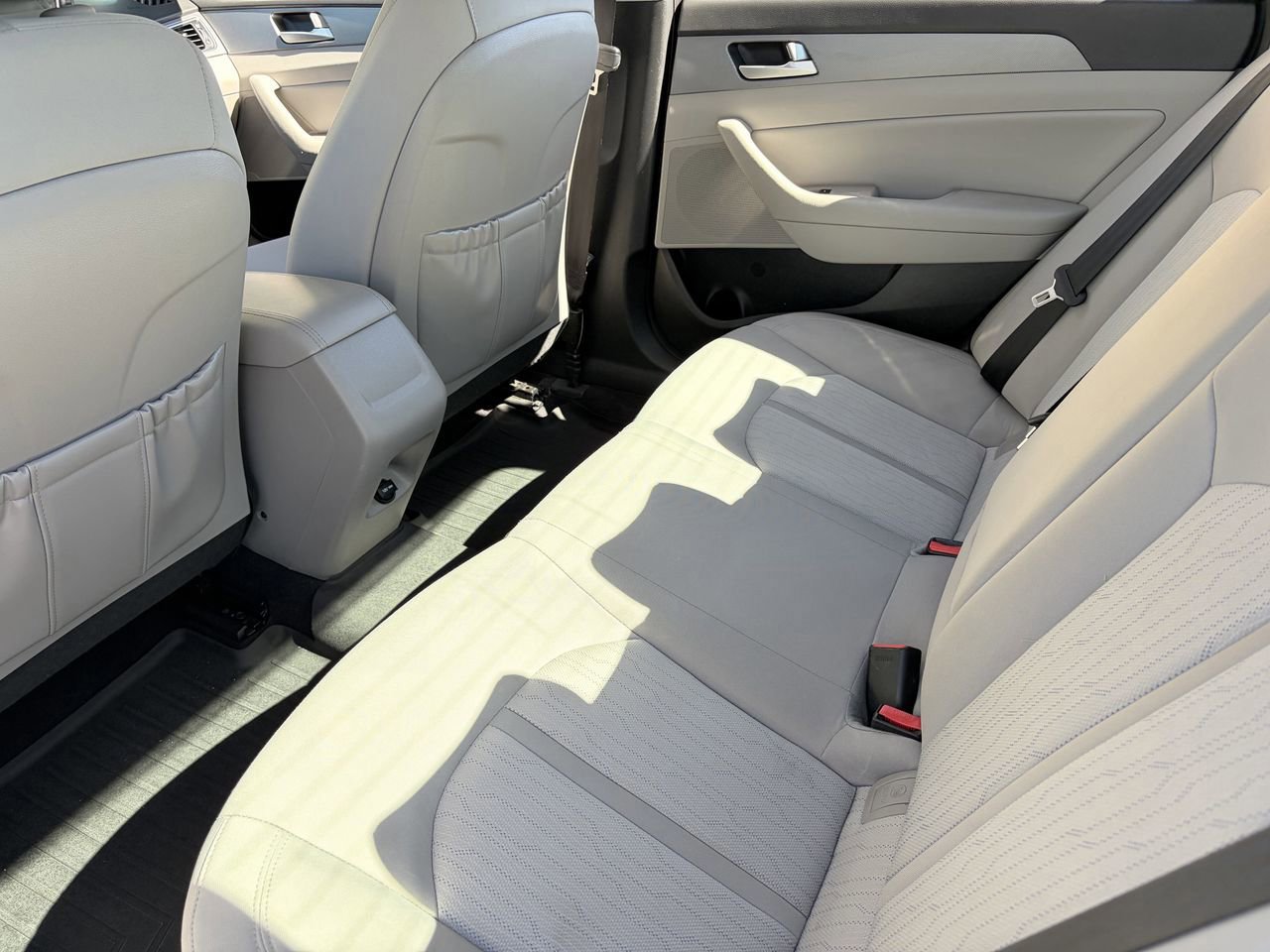 Used 2017 Hyundai Sonata SE image 16