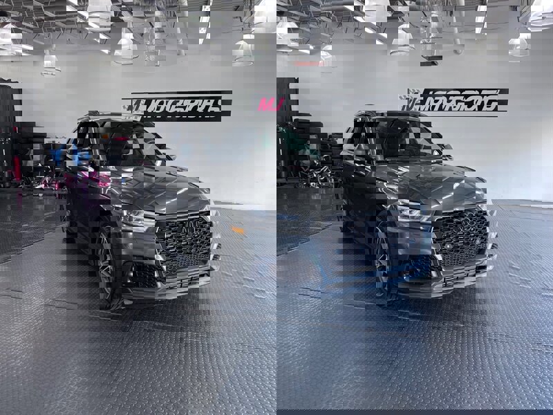 Used 2018 Audi SQ5 Premium Plus image 2