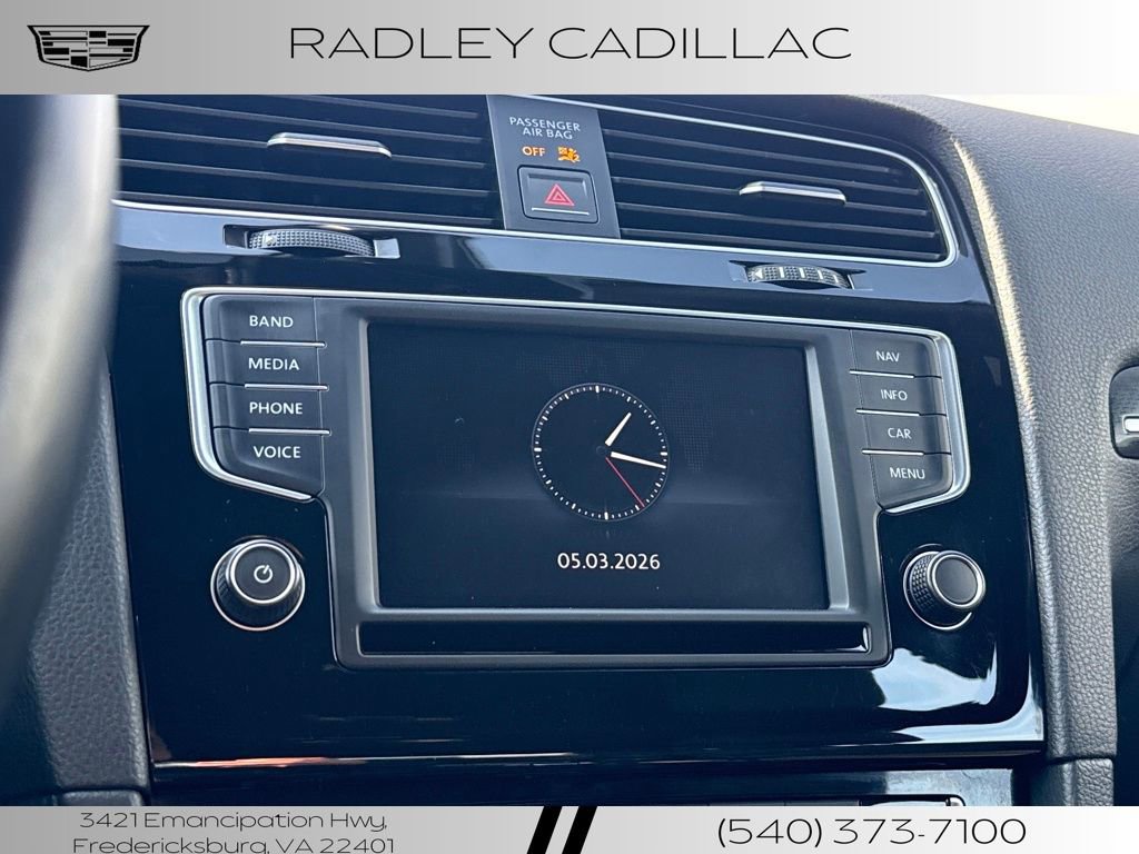 Used 2017 Volkswagen Golf 4-Door image 8