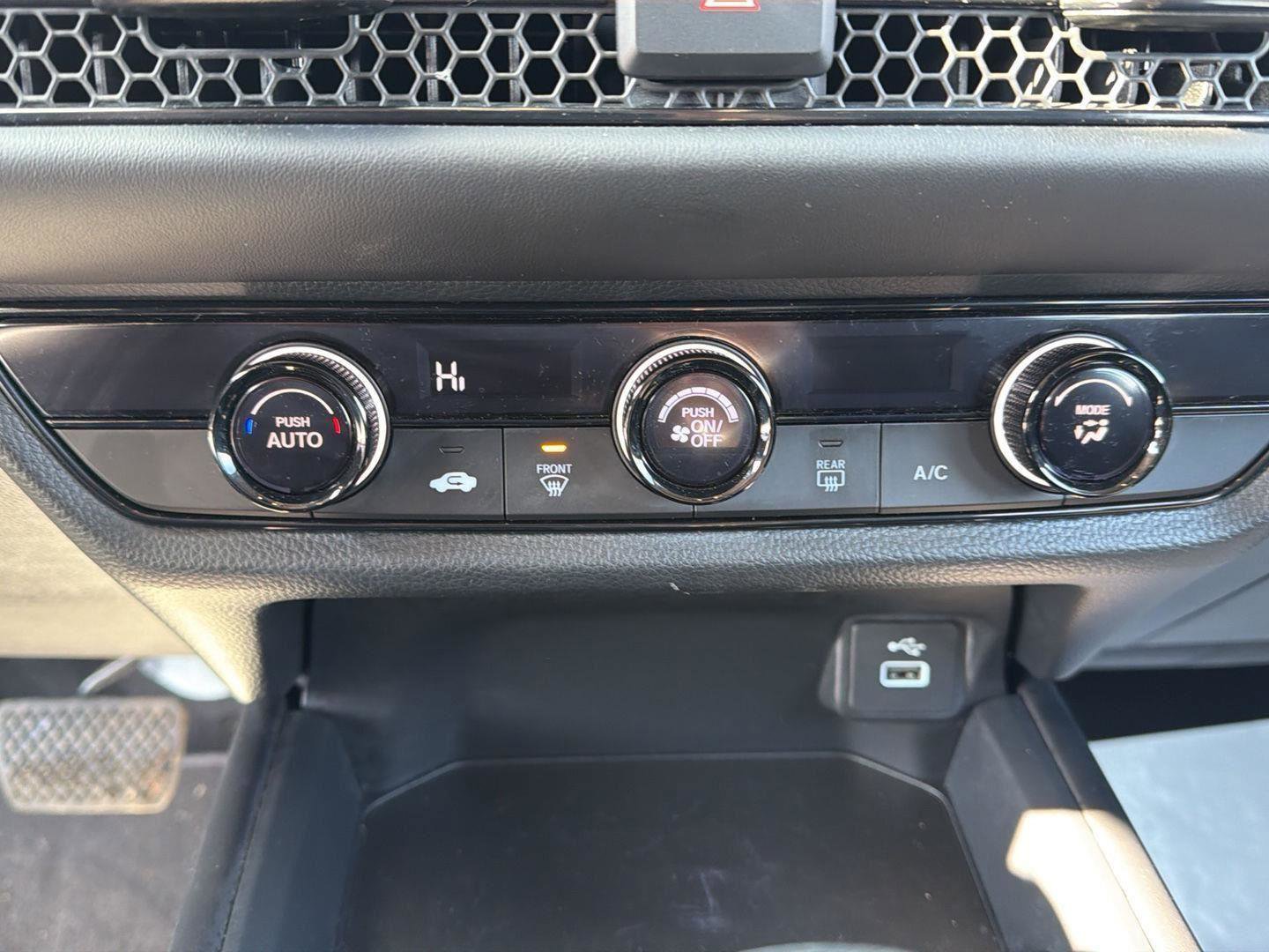 Used 2025 Honda HR-V LX image 10