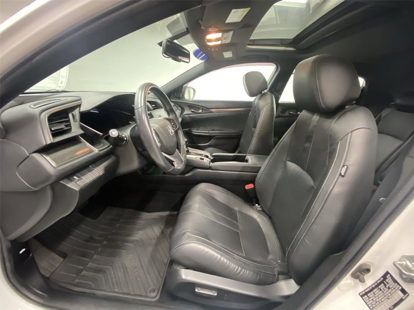 Used 2017 Honda Civic EX-L image 17