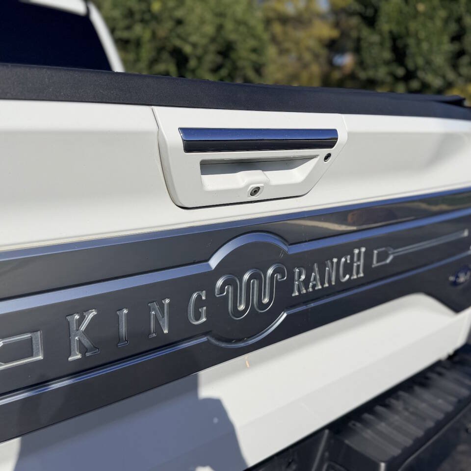 Used 2015 Ford F150 King Ranch w/ Equipment Group 601A Luxury AWD/4WD image 3