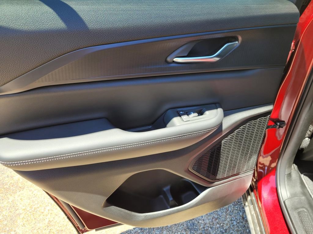 New 2024 Jeep Grand Cherokee Laredo X w/ Trailer Tow Package image 9