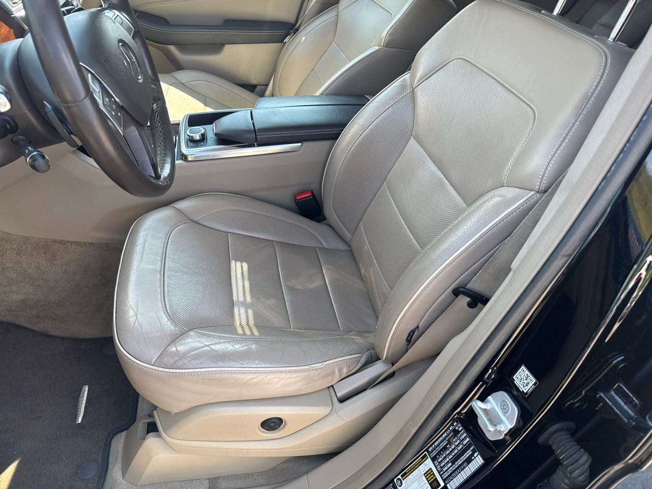 Used 2014 Mercedes-Benz ML 350 BlueTEC 4MATIC image 6