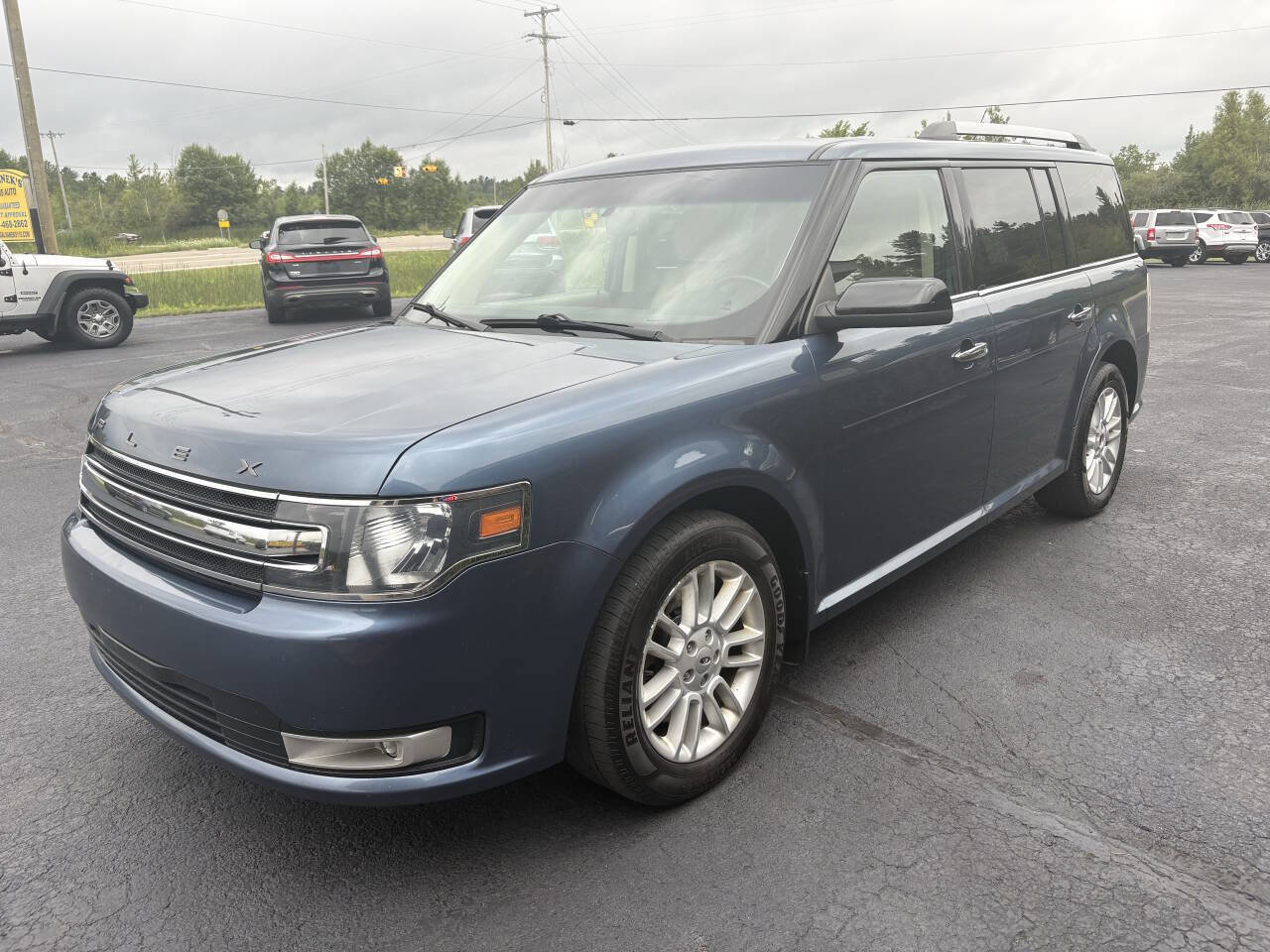 Used 2018 Ford Flex SEL w/ Equipment Group 202A image 2