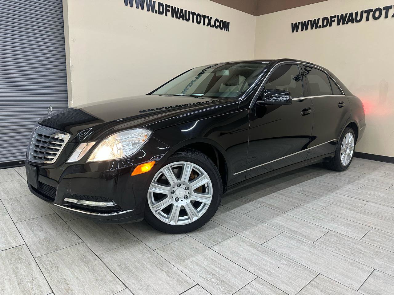 Used 2013 Mercedes-Benz E 350 BlueTEC Sedan image 1