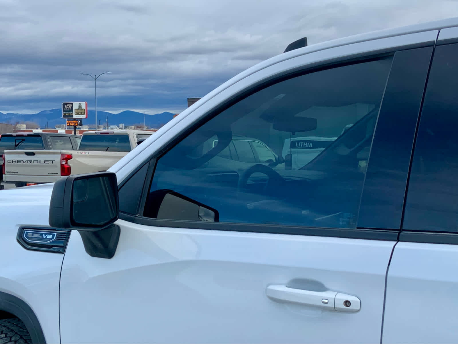 Used 2023 GMC Sierra 1500 Elevation w/ LPO, Elevation Black Package image 13