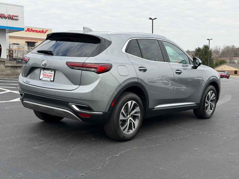 Used 2023 Buick Envision Essence image 3
