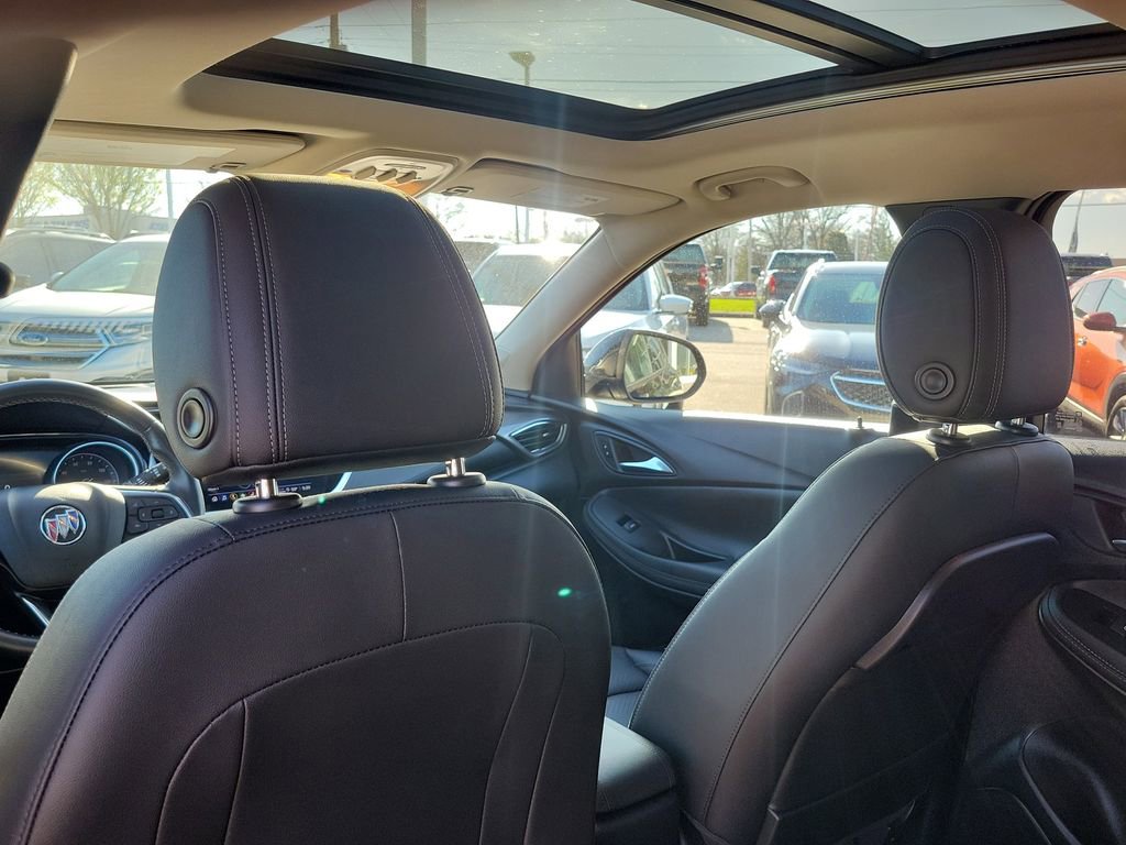 Used 2023 Buick Encore GX Essence w/ Experience Buick Package image 14