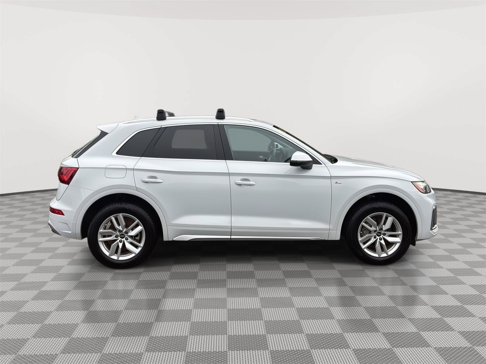 Used 2022 Audi Q5 2.0T Premium AWD/4WD image 4