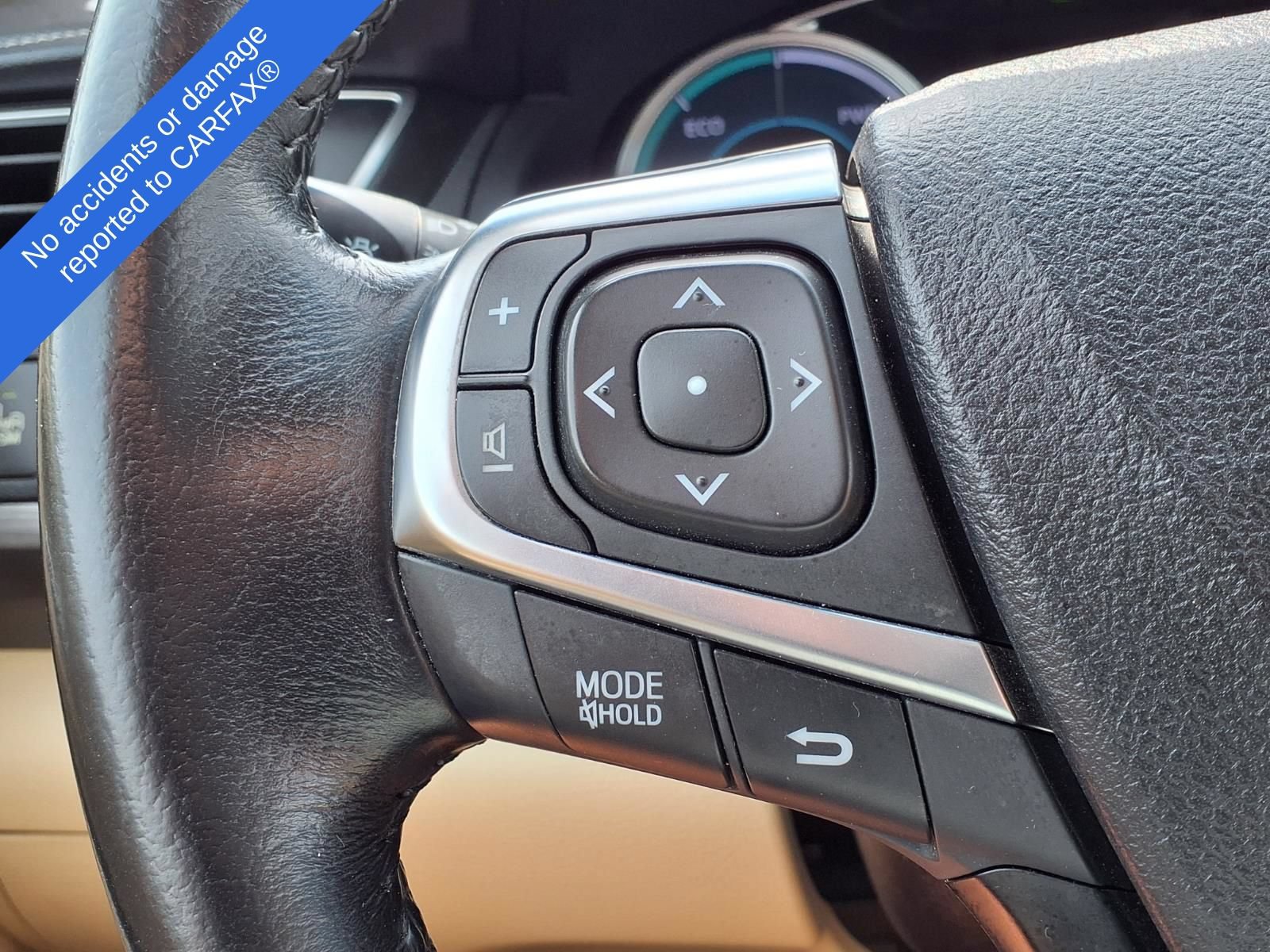 Used 2015 Toyota Camry XLE w/ Moonroof Package FWD image 29