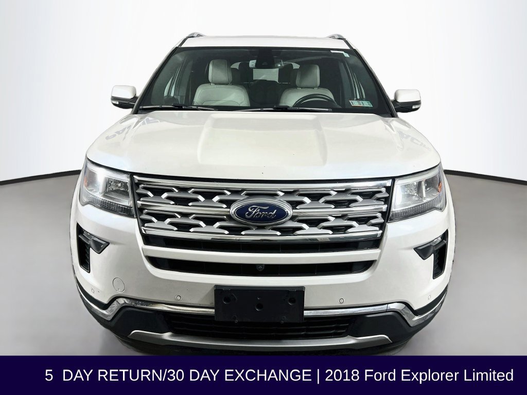 Used 2018 Ford Explorer Limited w/ Equipment Group 301A AWD/4WD image 3