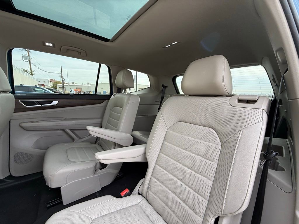 Certified 2025 Volkswagen Atlas SEL image 13