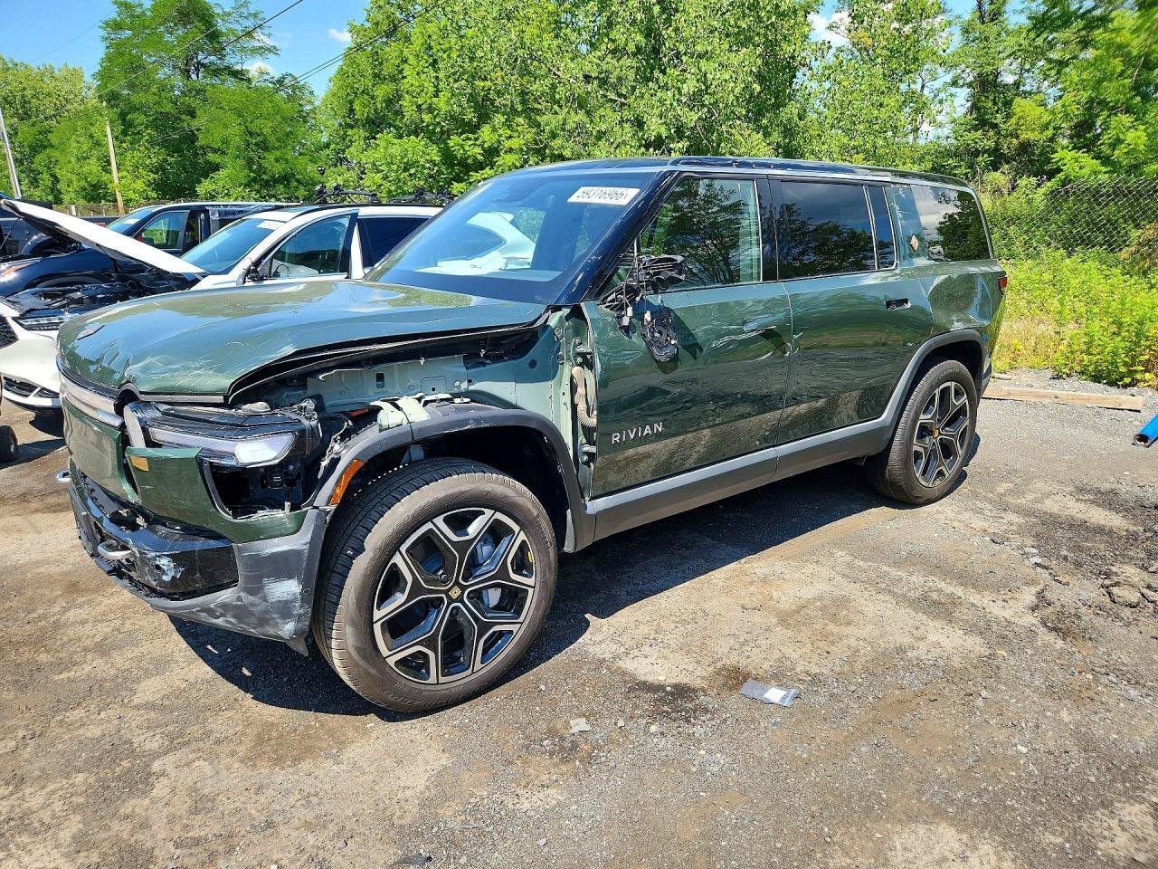 Used 2026 Rivian R1S Adventure AWD/4WD image 3