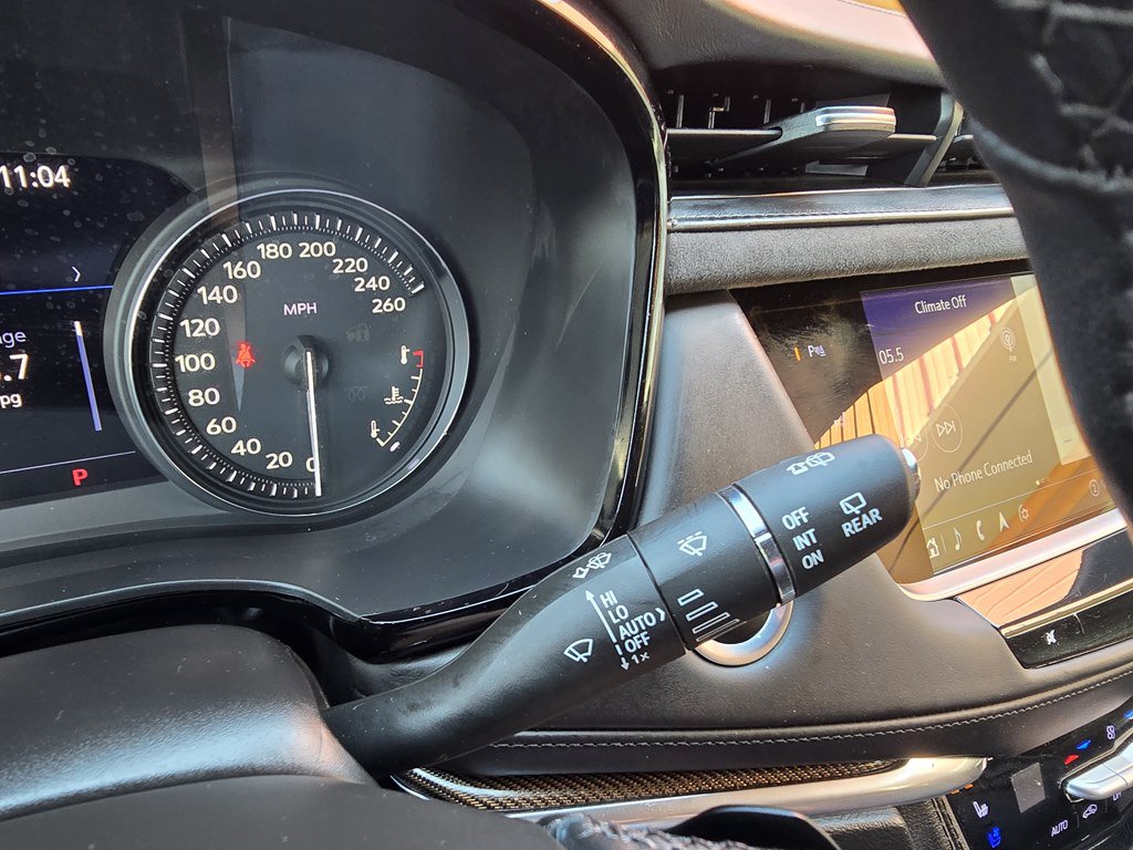 Used 2023 Cadillac XT5 Premium Luxury w/ Platinum Package AWD/4WD image 22